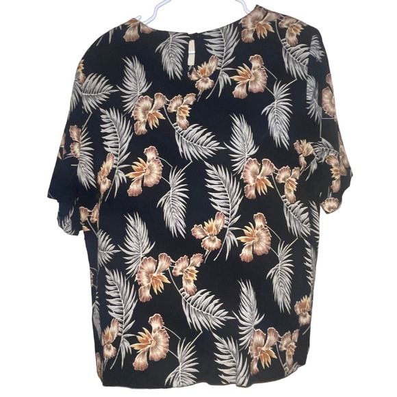 California Krush Women's Stylish Floral Leaf Black Scoop Neck Blouse, Size Large - Picture 2 of 6